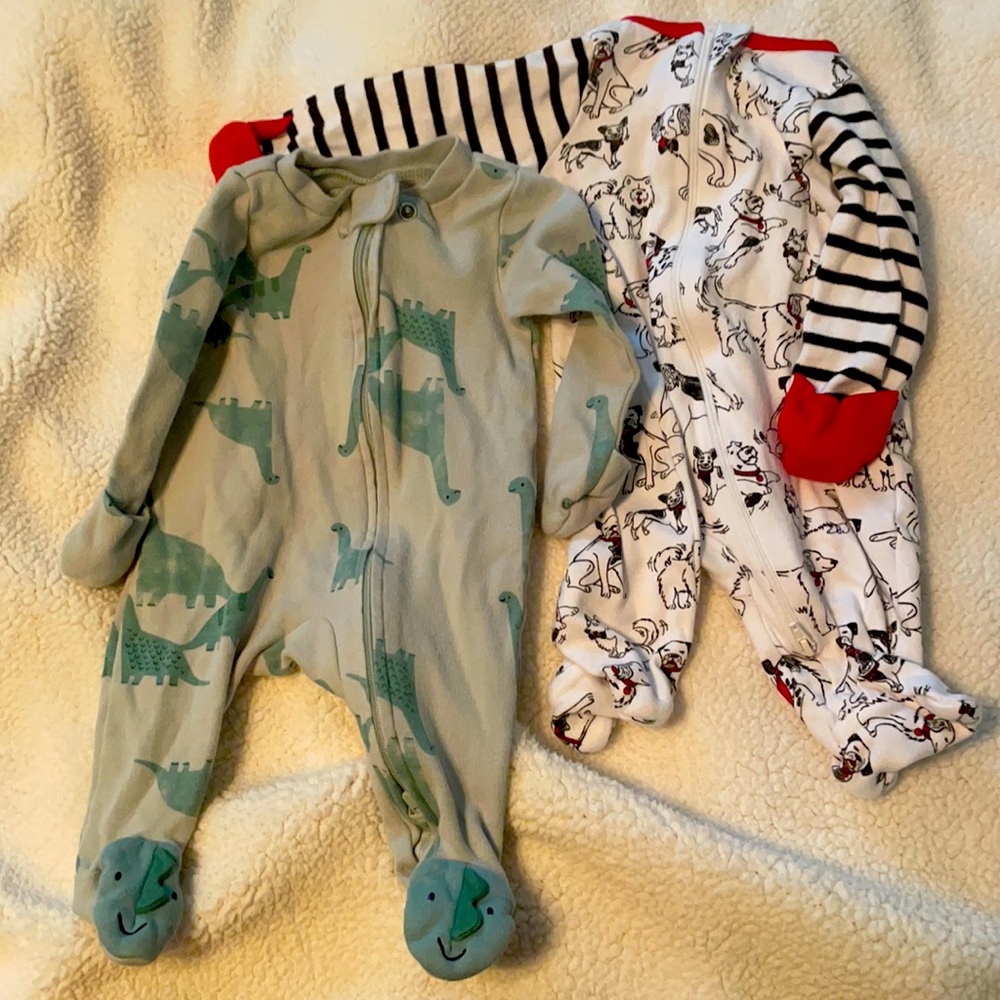 2 newborn sleepers